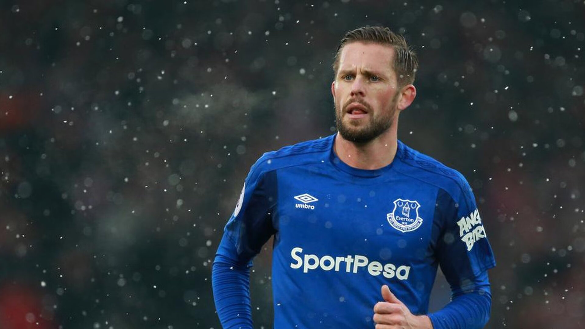 鹈鹕队冲刺季后赛，士气高昂，鹈鹕队首发阵容